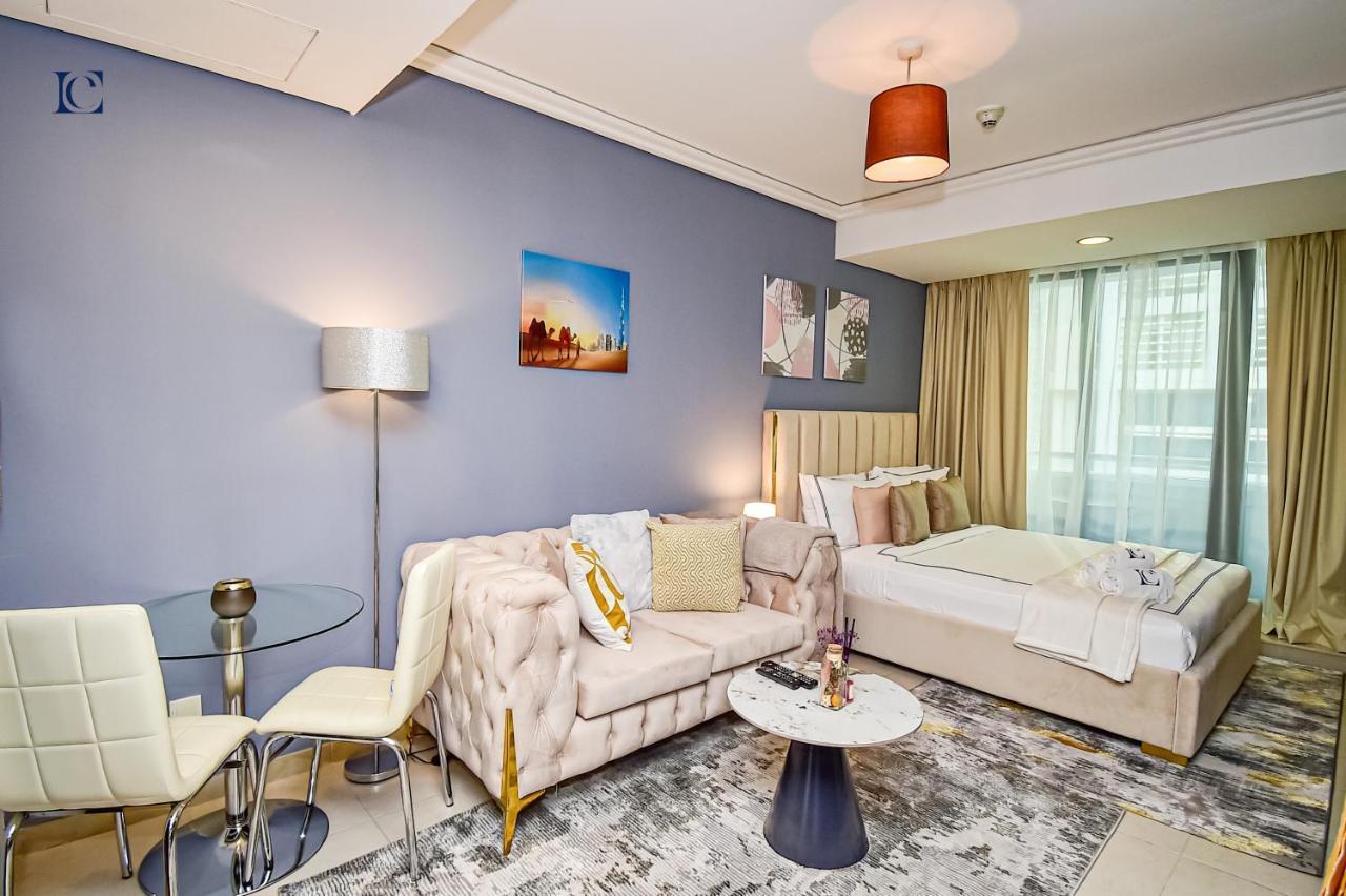 Luxury Escapes - Modern Studio Apt - Metro, Beach & Mall Mins Away Dubai Bagian luar foto