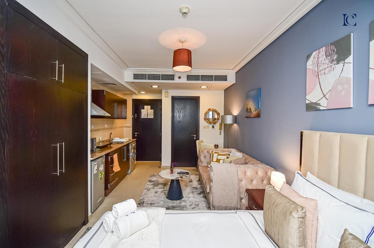 Luxury Escapes - Modern Studio Apt - Metro, Beach & Mall Mins Away Dubai Bagian luar foto